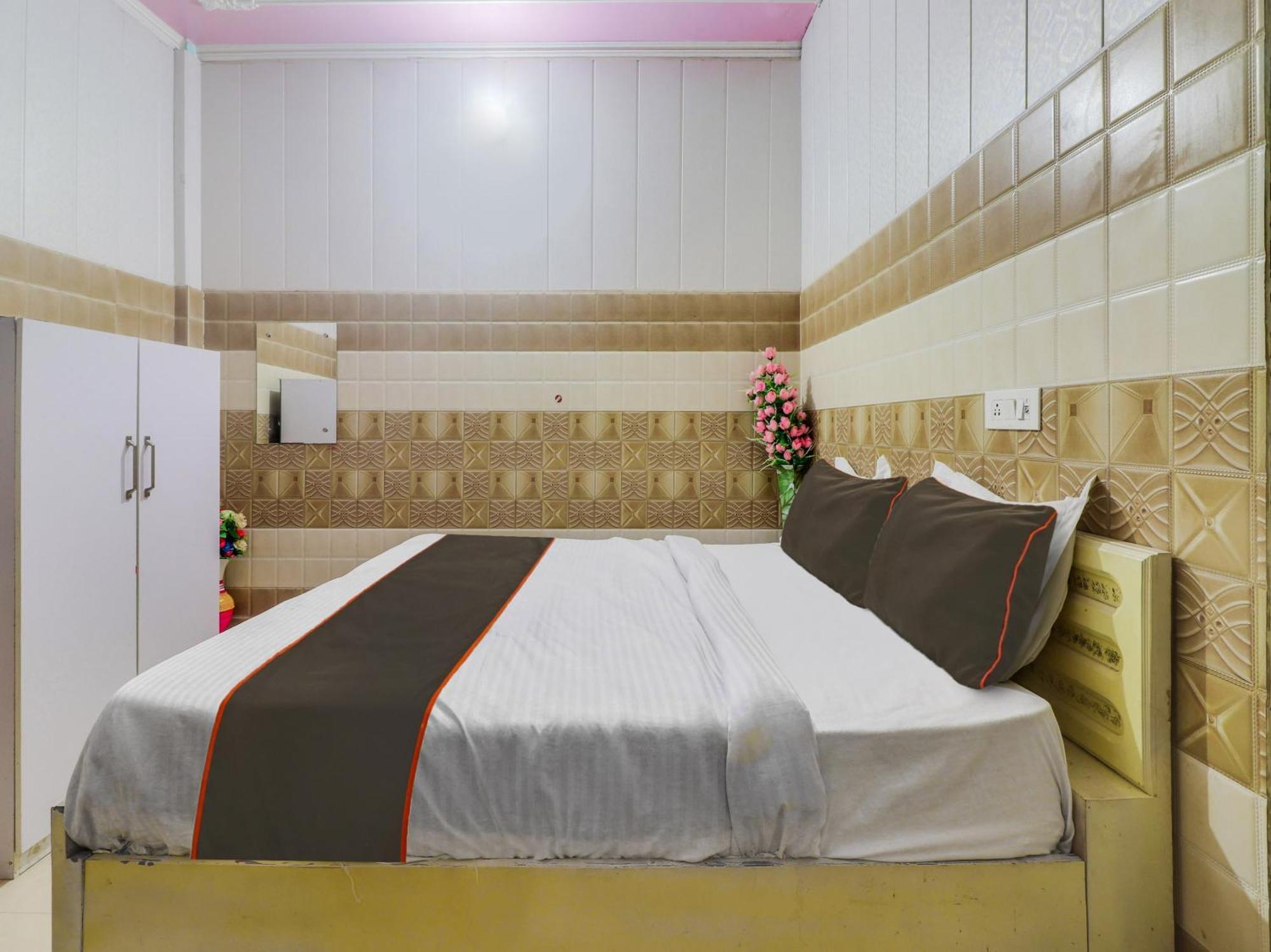 Collection O Paradise And Restaurant Hotel Kashipur Bagian luar foto