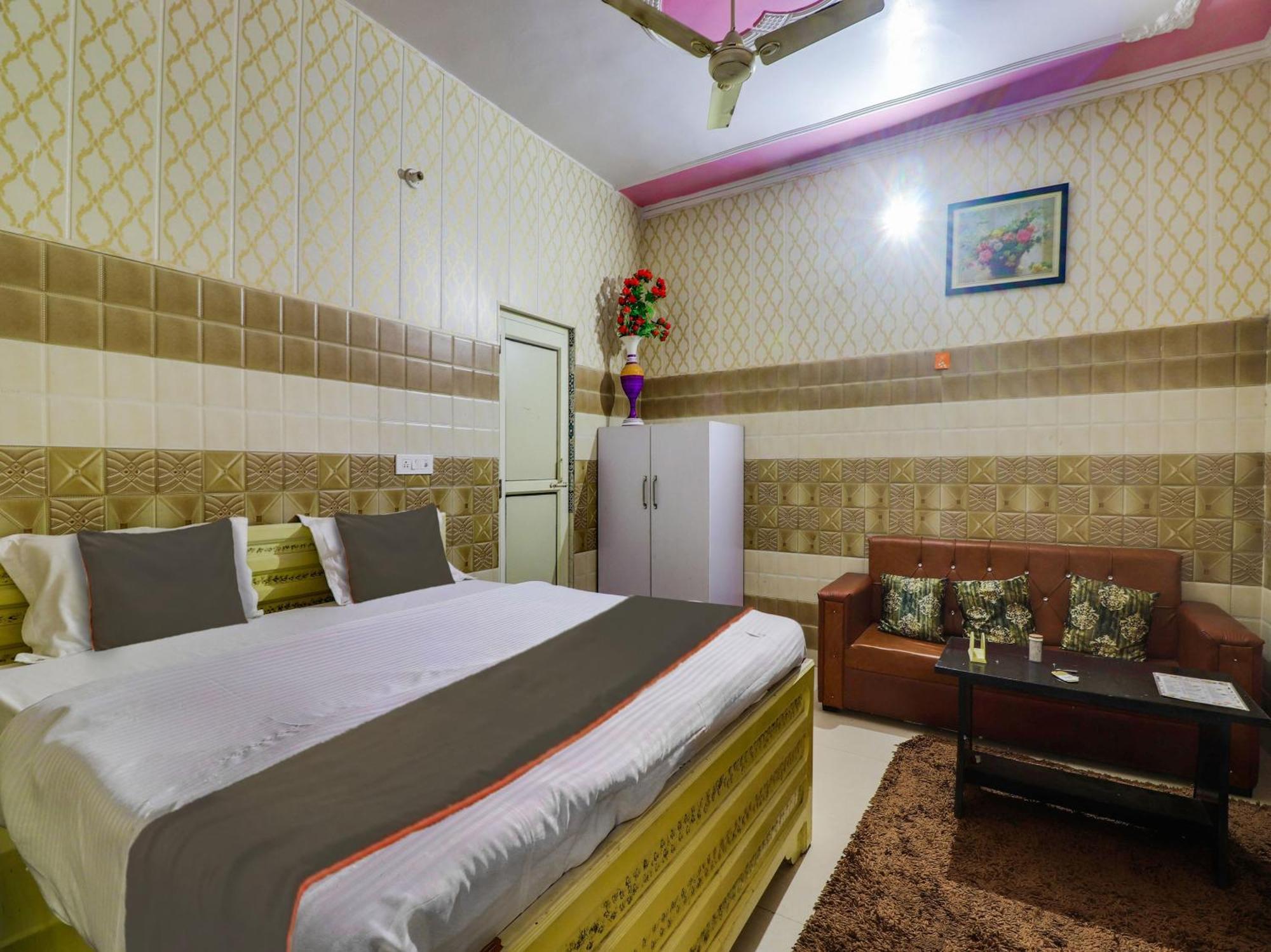 Collection O Paradise And Restaurant Hotel Kashipur Bagian luar foto