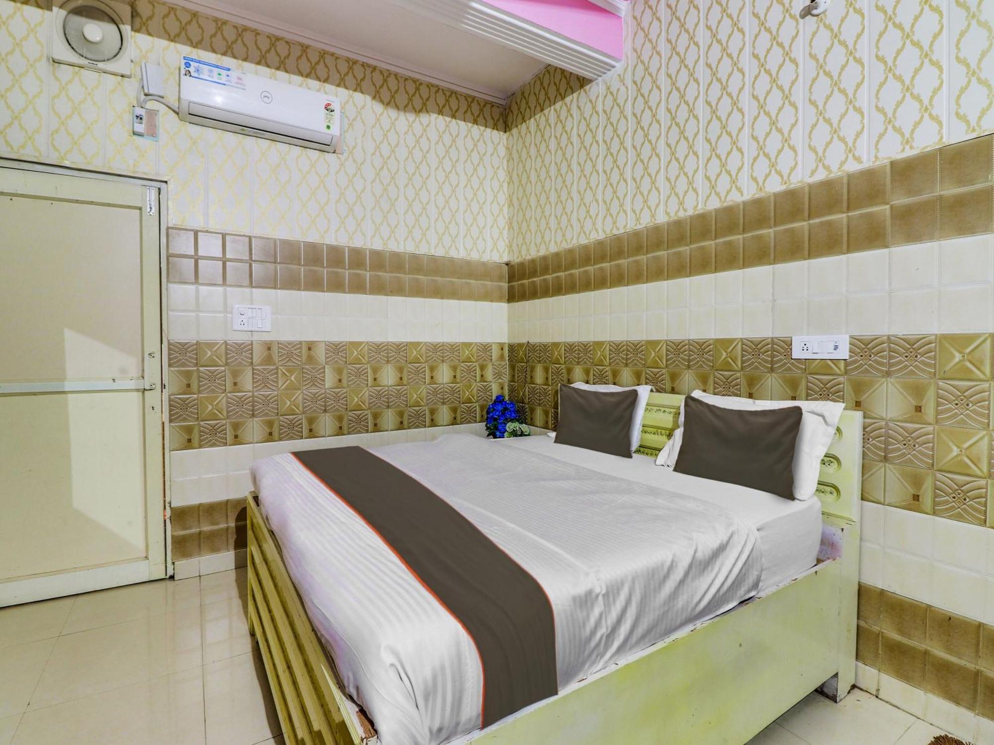 Collection O Paradise And Restaurant Hotel Kashipur Bagian luar foto