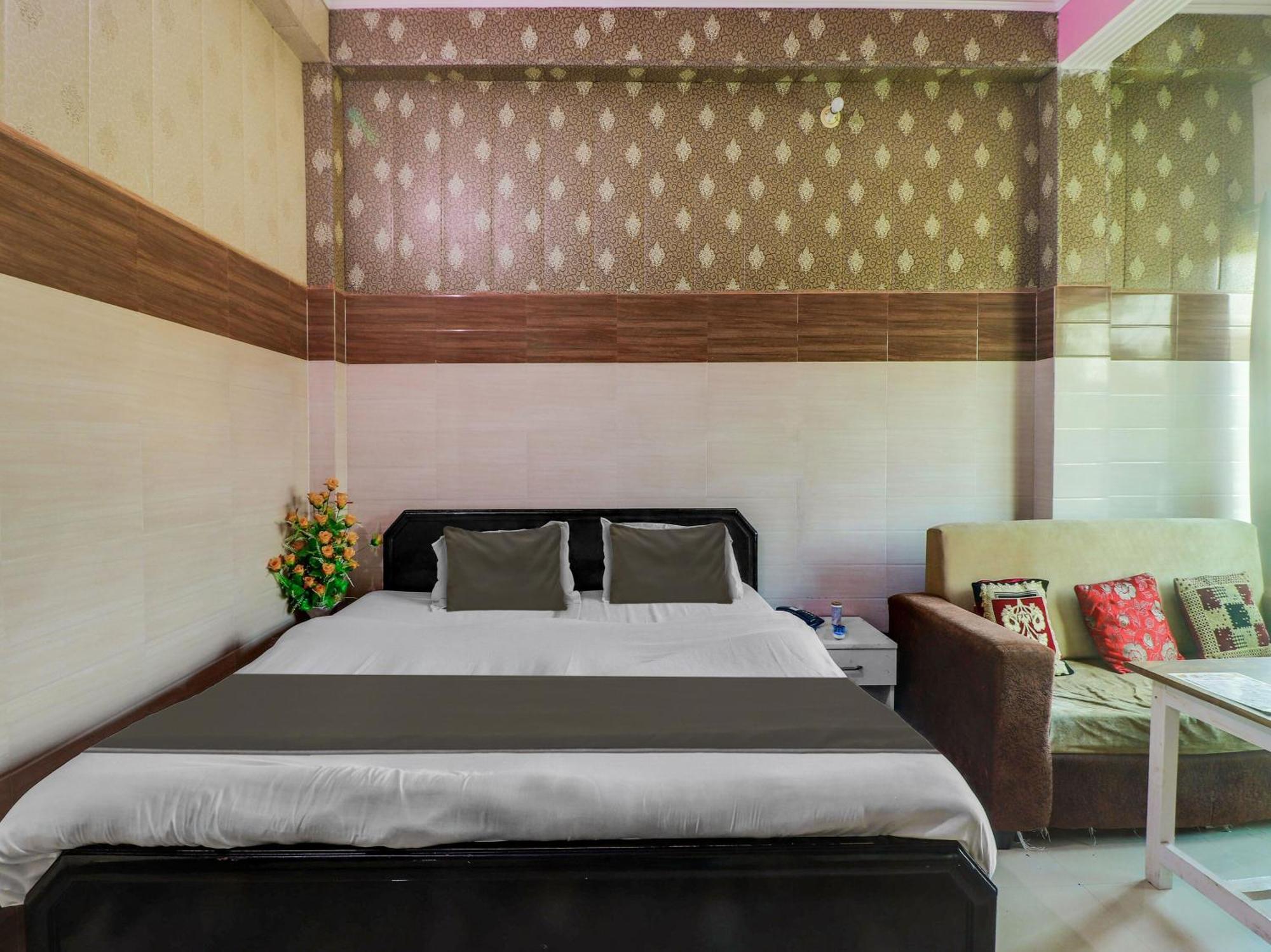 Collection O Paradise And Restaurant Hotel Kashipur Bagian luar foto